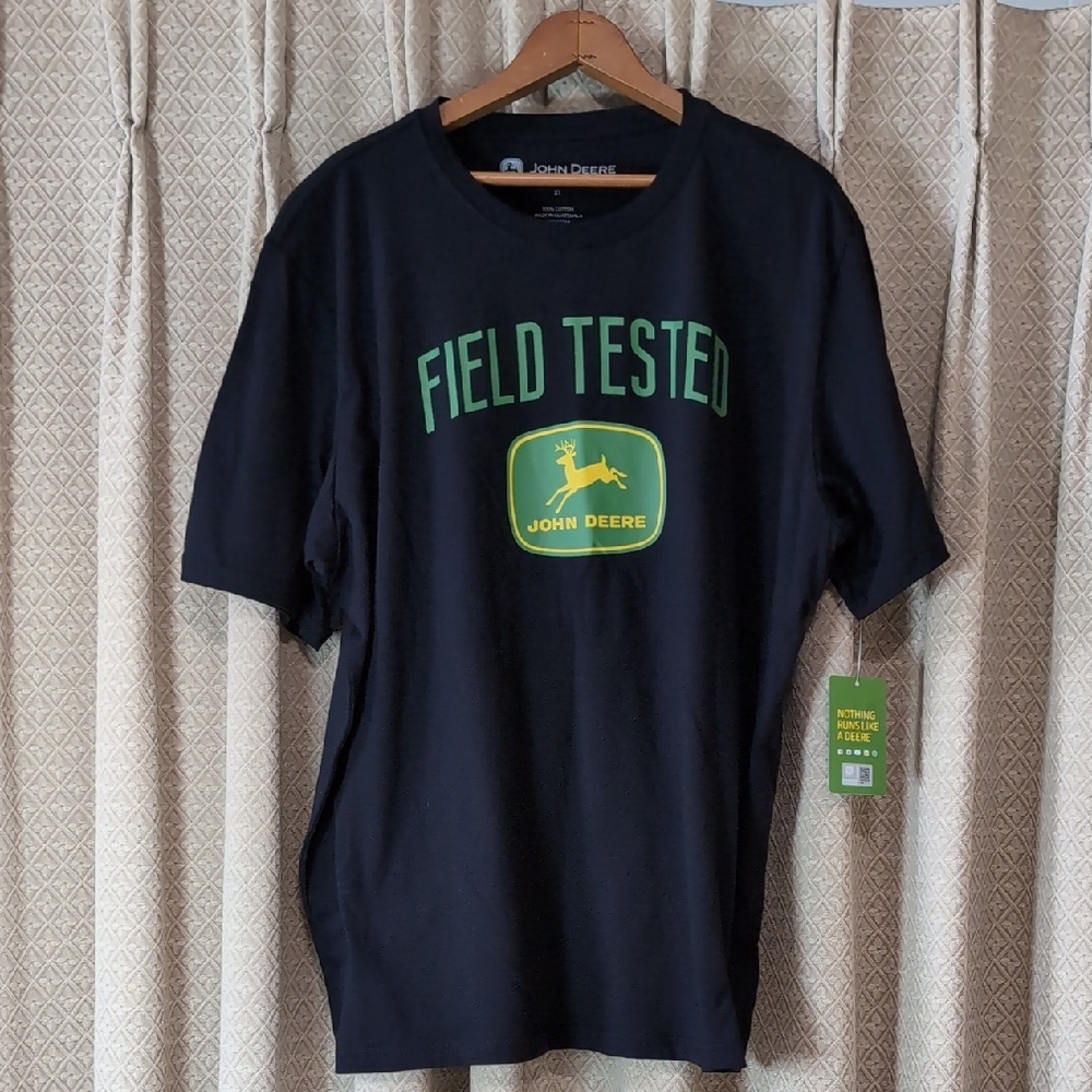 NWT Men's Size XL John Deere "Field Tester" Crew Neck Graphic Tee